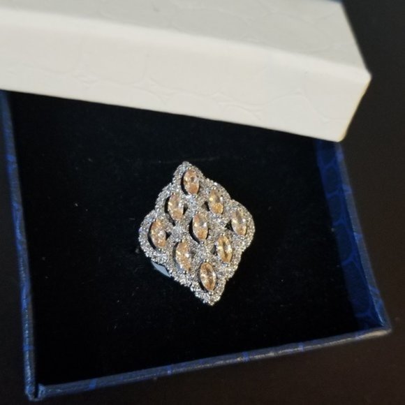 925 Swarovski Elements Marquise Yellow stone ring Women's size 6 - Picture 1 of 7